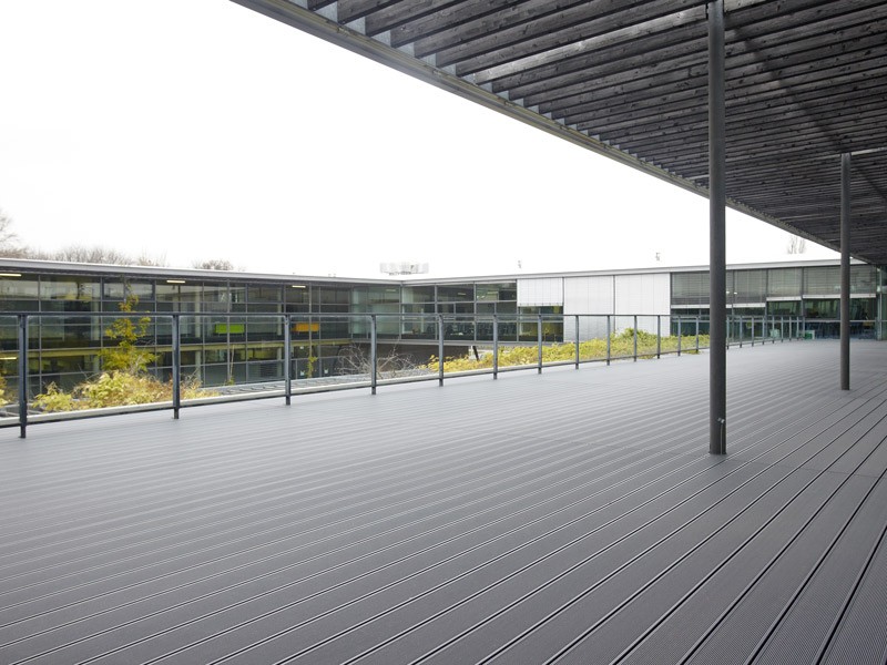 Lame de terrasse en composite UPM ProFi Deck 150 - Gris argenté