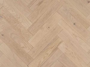 Parquet contrecollé en chêne huilé invisible de la gamme Chalet avec un motif à bâtons rompus