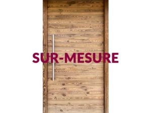 Porte en vieux bois fabriquée sur-mesure